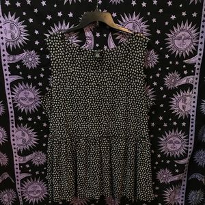 Heart-eyed skull top 💀🖤